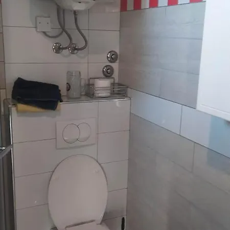 Kortina 1 * Koper